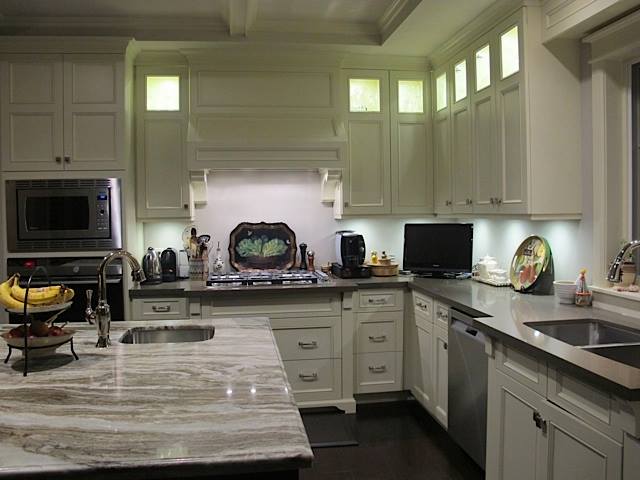 Custom kitchen cabinets and countertops by deBoer Cabinets
